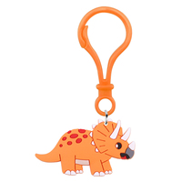 Service de vente en gros d'usine, porte-clés personnalisés de dessins animés d'anime, dinosaures à la mode, porte-clés en caoutchouc PVC 2D, accessoire imperméable aux UV, joli