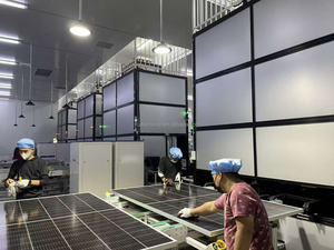 Radiant100mw 150mW 200mW hoàn toàn tự động panel năng lượng mặt trời dây chuyền sản xuất advanch công nghệ cho ABC Xbc hjt <span class=keywords><strong>PV</strong></span> mô-đun sản xuất - Product Image 3