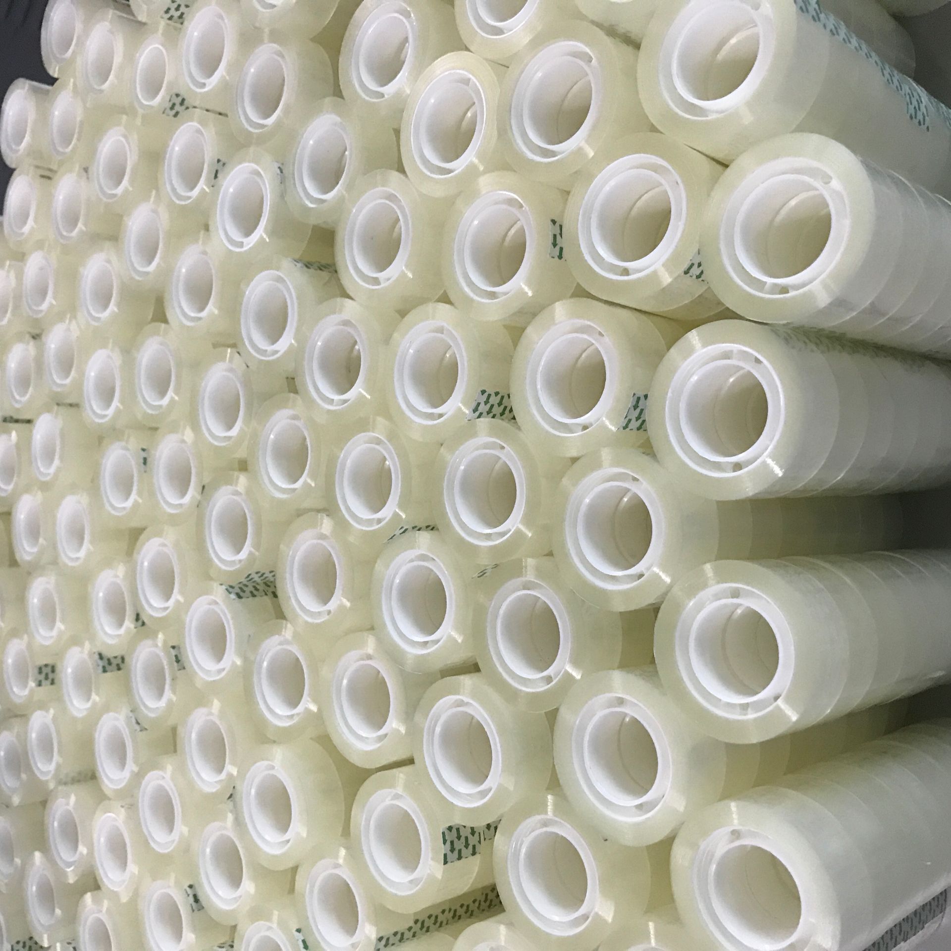 Wholesale Transparent Stationery Tape 12mm 18mm Small Core Clear Adhesive Office Sealing Tape Rolls For School And Office Use