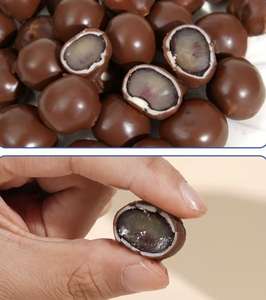 Es Krim Premium HALAL Bersertifikat Rasa Blueberry dengan Cokelat Renyah dalam Kemasan Kotak, Produk Baru - Product Image 2