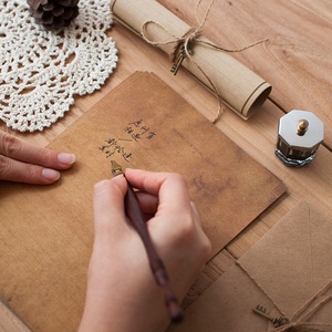 Ensemble de papier à lettres enveloppe de style européen rétro créatif et beau avec cire à cacheter recyclable pour cadeau et artisanat - Product Image 2