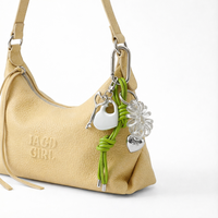 Porte-clés spirale énergique de printemps avec breloque cœur argenté et pompon en cuir PU, accessoires de mode pour sacs pour femmes