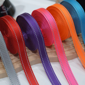 Sangle en polyester réfléchissant 25 mm pour laisse de chien, fournitures pour animaux de compagnie, haute résistance, GRS OEKO-TEX, prête à être expédiée - Product Image 2
