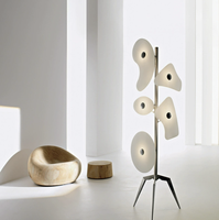 Lampe de chevet ou de sol LED CHUSE au design moderne et coloré avec prise G9, corps en fer sablé pour salon ou hôtel