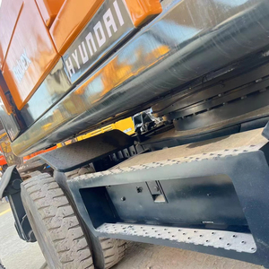 Excavatrice Hyundai 210w-95 d'occasion, 21 tonnes, moteur Cummins, faible nombre d'heures de fonctionnement, haute qualité, prix abordable, avec inspection vidéo - Product Image 6