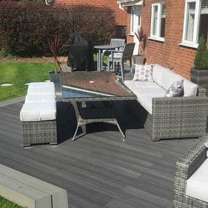 Plancher composite pour terrasse de piscine extérieure en bois, grain de bois - Product Image 2