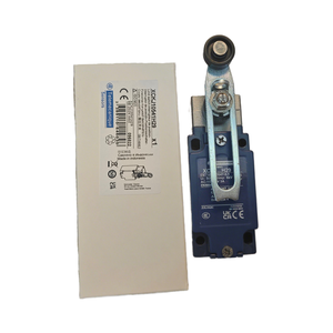 Capteur de fin de course Mt-Telemecanique XCE145C OsiSense XC Basic, levier à rouleau thermoplastique à longueur variable, 1NO/1NC, IP65, 240V - Product Image 2
