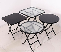 Petite table ronde noire simple à la mode Table pliante en verre pour balcon extérieur