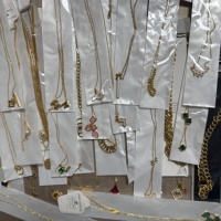 JUSTONE Collier à breloques en acier inoxydable plaqué or, Collier superposé de créateur, Collier à lettres de marque CC DG, Vente en gros