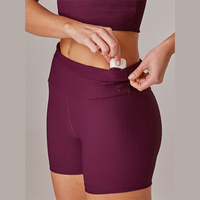 Short de sport personnalisé pour femmes Short de yoga chaud pour cyclisme Short de motard 4 "à taille haute pour femme absorbant la sueur