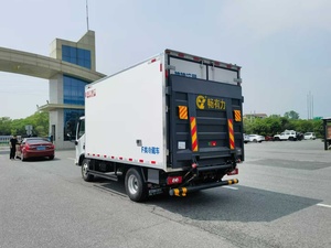 <span class=keywords><strong>Camion</strong></span> <span class=keywords><strong>frigorifique</strong></span> 4*2 Foton avec <span class=keywords><strong>hayon</strong></span> hydraulique à vendre - Product Image 4
