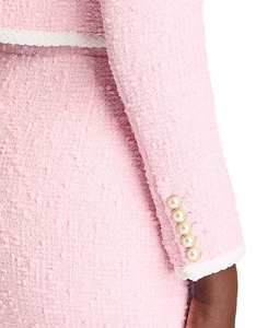 Conjunto De 2 Piezas Para Dama De Tweed Rosa Dulce Con Chaqueta Corta De Manga Larga Y Cuello Redondo Y Minifalda En Línea A Hecho A Medida - Product Image 3