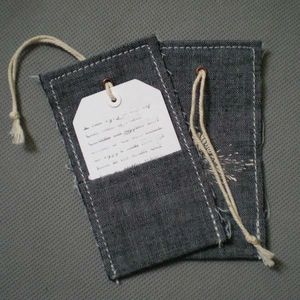 Étiquettes de vêtements recyclés de luxe, étiquettes personnalisées avec logos, cartes en tissu imprimées, vestes. - Product Image 2