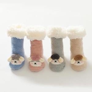 Calcetines gruesos de cachemir para bebé, botines de lujo para recién nacido, cálidos, antideslizantes, para invierno, muestras gratis - Product Image 1