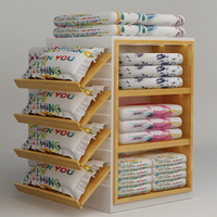 Étagère de présentation de literie domestique dorée pour magasin de meubles présentoir d'écharpes et de draps de lit présentoir en bois pour oreiller et housse de couette supports de rangement