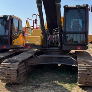 Excavatrice Volvo EC300 d'occasion, économique en carburant, prix avantageux, 30 tonnes, excavatrice hydraulique sur chenilles, à vendre - Product Image 2