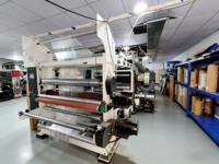 Impresora Automática de Etiquetas Rotograbado de Doble Cabezal Tipo 1100 para Impresión en Papel y Película Plástica, Marca KunTen