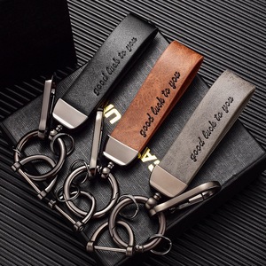 Portachiavi in Pelle Personalizzato <span class=keywords><strong>con</strong></span> Incisione 'Good Luck', Anello Portachiavi Auto Personalizzato, Portachiavi <span class=keywords><strong>con</strong></span> Clip in Metallo Resistente - Product Image 2