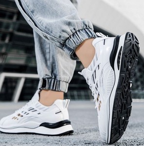 Zapatos deportivos de verano para hombre, transpirables, ligeros, resistentes al desgaste, antideslizantes, cómodos, con cordones, tendencia de moda, zapatos para correr, plataforma de malla, deportivos - Product Image 5