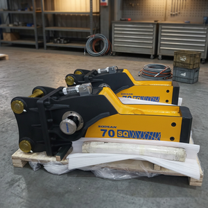 For SQ70 Box Model Hydraulic Breaker 135mm Chisel Auto Grease Accumulating System 16-21 Tons Construction Machinery 1 Year - Product Image 3