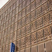 Panneau de façade en acier et aluminium personnalisé avec trous perforés Revêtement mural extérieur de luxe Design moderne Imperméable