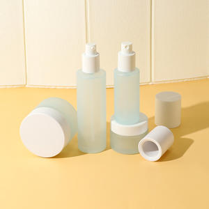 Ensemble de flacons et de pots de conditionnement de lotion pour soins de la peau en verre transparent écologique personnalisé - Product Image 2