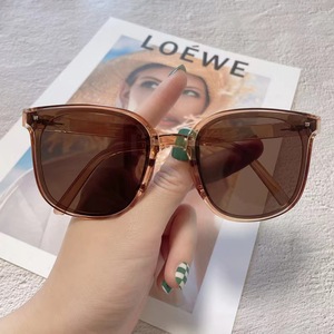 Nouvelles lunettes <span class=keywords><strong>de</strong></span> <span class=keywords><strong>soleil</strong></span> pliables pour femmes, logo personnalisé, protection UV400, vente en gros - Product Image 6