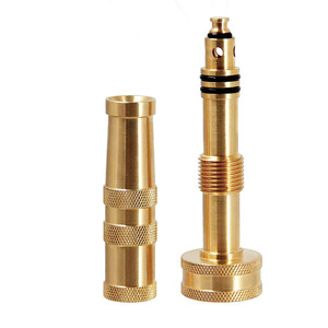 Rociador de latón con boquilla ajustable para riego de jardín y uso de agua - Product Image 1