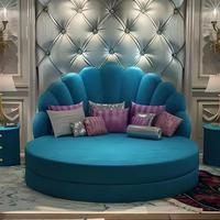 Lit rond rembourré en tissu doux de luxe au design élégant pour villa ou hôtel