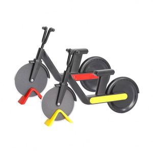 Stainless Steel Household Charming Bicycle-Shaped Cutter Food Pizza Cutting Kitchen Tool - Product Image 1