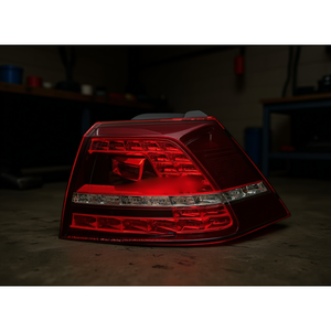 Conjunto de Luz Trasera para Volkswagen Golf GTI 15-17, Lado Derecho, Negro, Repuesto, Sistema de Iluminación Automotriz Halógeno Xenón, Nuevo - Product Image 1