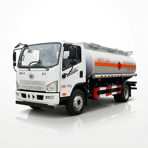 Camión Cisterna <span class=keywords><strong>de</strong></span> Combustible FAW 4x2 <span class=keywords><strong>de</strong></span> 8000 Litros, Vehículo <span class=keywords><strong>de</strong></span> Transporte Diésel, <span class=keywords><strong>Precio</strong></span> <span class=keywords><strong>de</strong></span> Fábrica en China, en Venta - Product Image 1