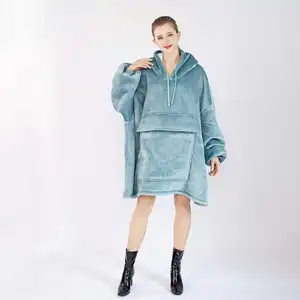 Rumah tekstil Cina kaus dapat dipakai bertudung selimut ukuran besar hoodie kustom flanel Sherpa