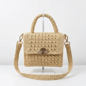 Sac à bandoulière vintage bohème en raphia tressé à la main, avec fermeture magnétique et deux anses, idéal pour l'été, la plage et les voyages - Product Image 2