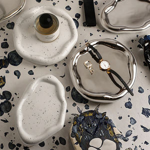 Bandeja de Cerámica Plateada de Lujo Moderno, Estilo Ins, para Almacenamiento de Llaves, Exhibición de Joyas y Decoración del Hogar - Product Image 3