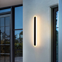 Applique murale extérieure LED moderne 12W, étanche IP65, bande linéaire noire, lumière blanc chaud pour jardin, porche et éclairage de façade
