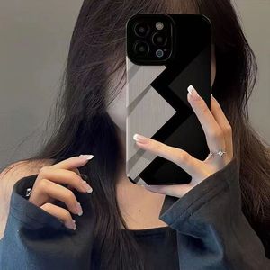 Custodia per <span class=keywords><strong>iPhone</strong></span> 17Air 13 <span class=keywords><strong>14</strong></span> 15 16 <span class=keywords><strong>Pro</strong></span> Max con motivo geometrico creativo a polilinee, <span class=keywords><strong>nera</strong></span> e bianca, morbida e antiurto - Product Image 2