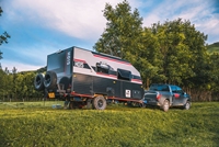 Caravane tout-terrain à toit rigide, remorque de camping RV à essieu unique et toit fixe, camping-car de luxe 4x4, remorques de voyage pour camping en plein air