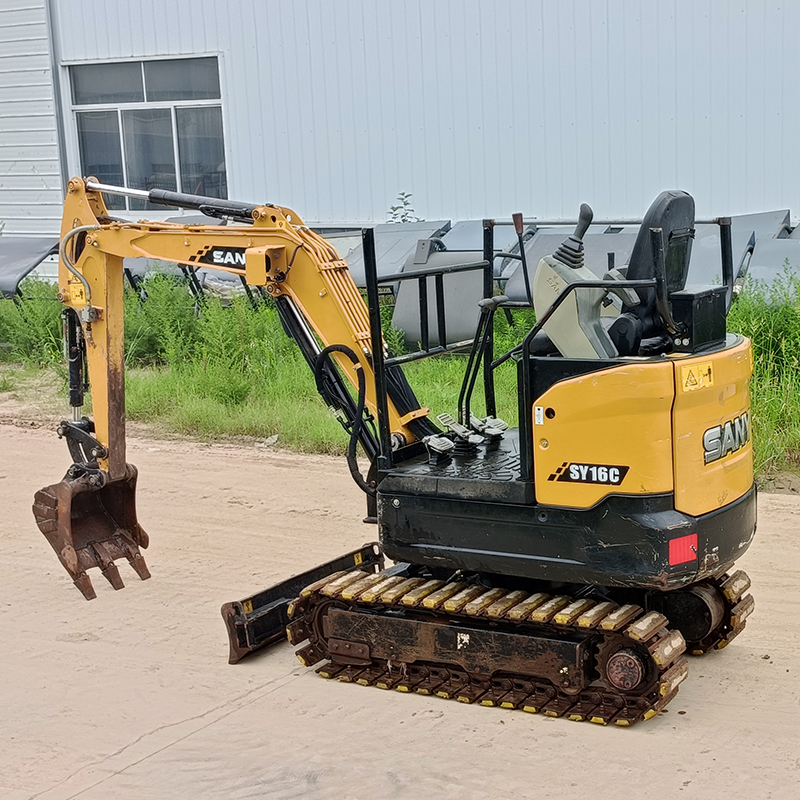 Бывший в употреблении японский гидравлический гусеничный экскаватор Caterpillar 330d