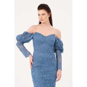 Elegante Vestido de Noche Negro Hecho a Mano con Hombros Descubiertos, Encaje y Corte Ajustado a la Cintura Natural - Product Image 1