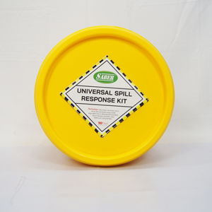 Kit anti-déversement universel SABERU efficace de 20 litres avec seau, pour les déversements mixtes d'acides, de bases et de liquides de refroidissement. - Product Image 1