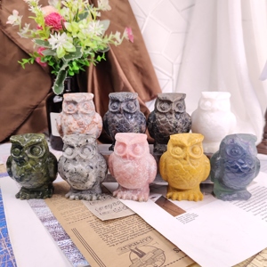 Sıcak Satış Doğal Kristal El Yapımı Pembe Opal Xiuyu Yeşim Baykuş Hayvan Heykeli Dekorasyon İçin - Product Image 1