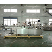 Machine d'embouteillage de remplissage de bouteilles automatique à grande vitesse remplisseur de piston linéaire ligne d'emballage de bouteilles en plastique pe ligne de machine d'embouteillage liquide