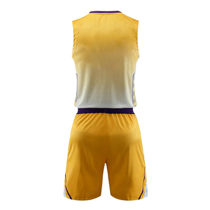 Ensemble maillot et short de basket-ball professionnel, léger et respirant, pour l'entraînement et la compétition, avec numéros et noms. - Product Image 2
