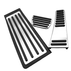 Pour Volvo XC90 <span class=keywords><strong>XC</strong></span> <span class=keywords><strong>90</strong></span> 2018 - <span class=keywords><strong>2022</strong></span> Pédales De Voiture En Acier Inoxydable Accélérateur Pédale De Carburant Frein Repose-pieds Pédales Couverture - Product Image 4