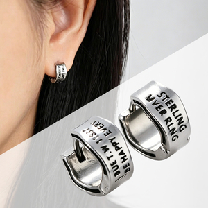 Orecchini a Cerchio Larghi Incisi Stile Vintage Antico per <span class=keywords><strong>Uomo</strong></span>, in Acciaio al Titanio, Trendy e Resistenti allo Sbiadimento, Gioielli per Orecchie che Simboleggiano Pura Gioia - Product Image 1