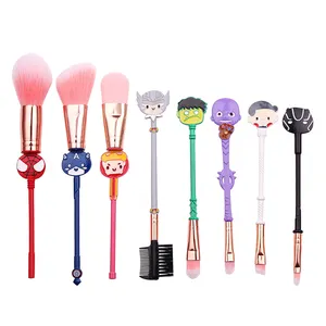 2024 nouvelle édition American Hero Marvel brosse cosmétique poignée en métal 8 pièces outil de beauté ensemble de pinceaux de maquillage brosse de fond de teint en aluminium