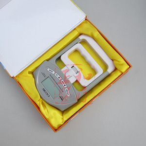 เครื่องวัดแรงบีบมืออิเล็กทรอนิกส์ Camry 90 กก. สำหรับตรวจสุขภาพและการสอน - Product Image 4