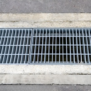 Rejilla de Drenaje de Acero Inoxidable/Acero Galvanizado Resistente a la Corrosión, <span class=keywords><strong>Cubierta</strong></span> para Canaletas, para Pasillos Exteriores, en Oferta - Product Image 2
