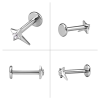 Piercing d'oreille en titane ASTM F136 avec étoile à quatre branches et micro-zircon cubique, à dos plat et filetage interne, pour hélix et tragus, idéal comme cadeau